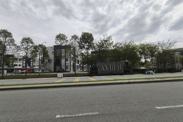 Ayden Townhouse Warisan Puteri