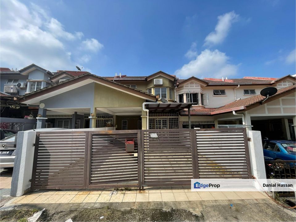 Renovated & Extended 2 Storey Terrace House Gated & Guarded Area Subang Impian Seksyen U10 Shah Alam, Selangor, Shah Alam