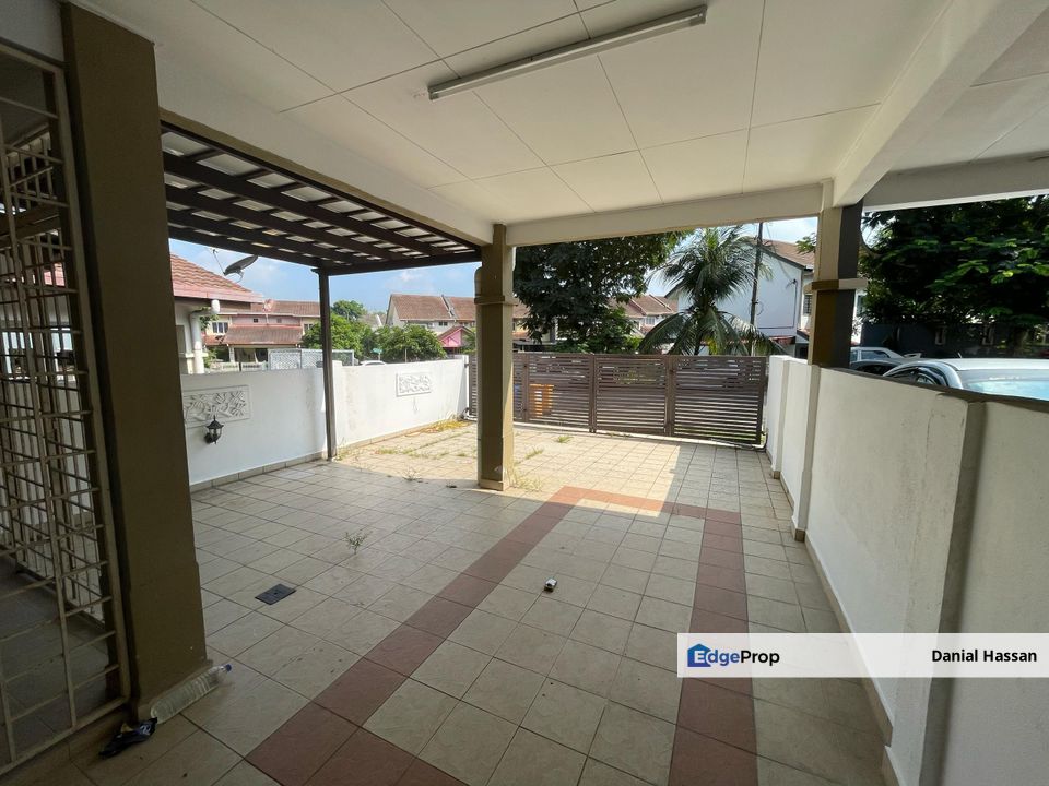Renovated & Extended 2 Storey Terrace House Gated & Guarded Area Subang Impian Seksyen U10 Shah Alam, Selangor, Shah Alam