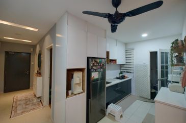 PR1MA Lakefront Homes