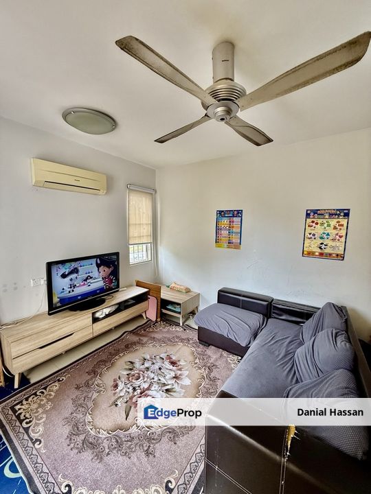 Corner Unit Low Level Vista Tasik Condo Bandar Sri Permaisuri Cheras Kuala Lumpur, Kuala Lumpur, Cheras