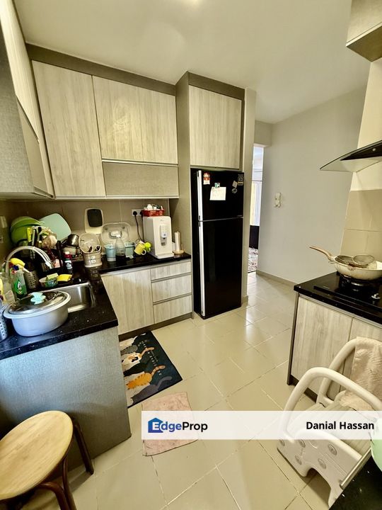 Corner Unit Low Level Vista Tasik Condo Bandar Sri Permaisuri Cheras Kuala Lumpur, Kuala Lumpur, Cheras