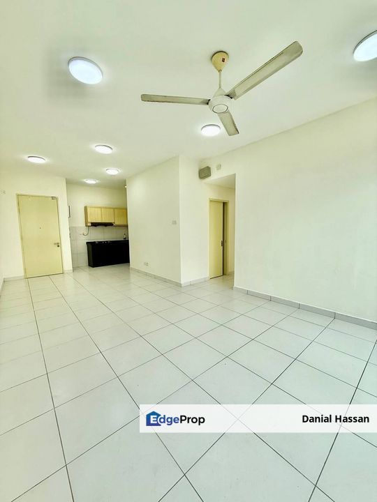 Below Market Value Near MRT Service Apartment Neo Damansara Petaling Jaya Damansara Perdana, Selangor, Damansara Perdana