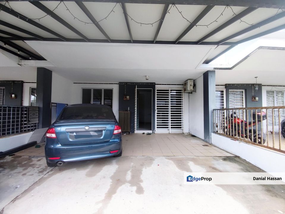 Renovated Extended Rumah Teres 1 Tingkat Taman Warisan Bestari Kota Warisan Dengkil, Selangor, Dengkil