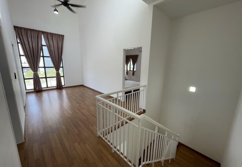 Ayden Townhouse Warisan Puteri