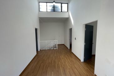 Ayden Townhouse Warisan Puteri