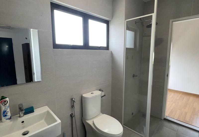 Ayden Townhouse Warisan Puteri