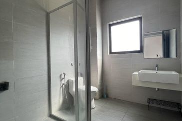 Ayden Townhouse Warisan Puteri