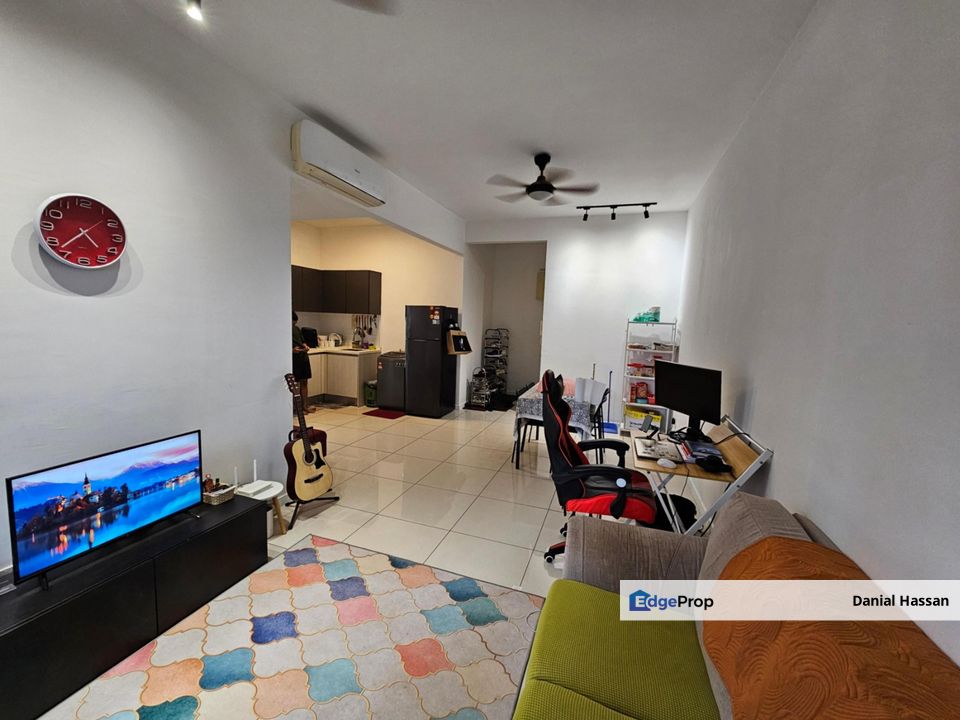 Near LRT Fully Furnished Facing Pool Lexa Residence @ The Quartz Wangsa Maju Kuala Lumpur, Kuala Lumpur, Wangsa Maju