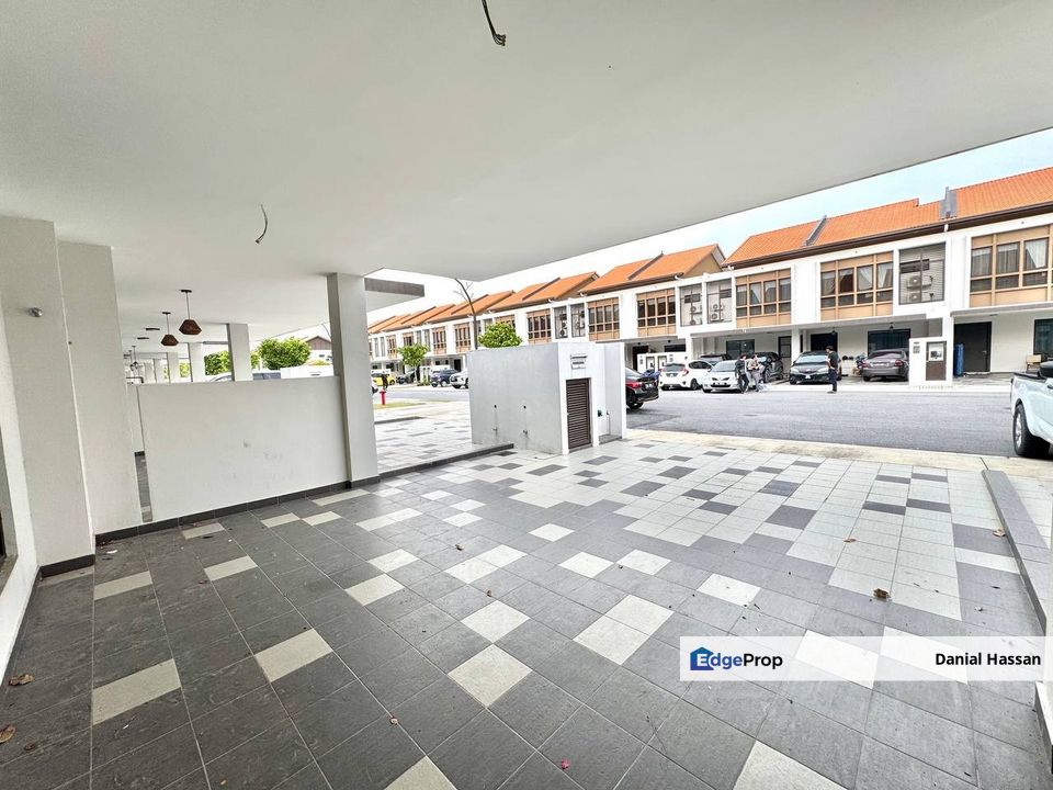 Beautiful Township Near KLIA 2 Storey Terrace House Setia Warisan Tropika Kota Warisan Sepang, Selangor, Sepang