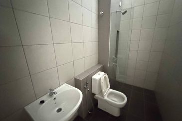 Setia Warisan Tropika (Belladonna)