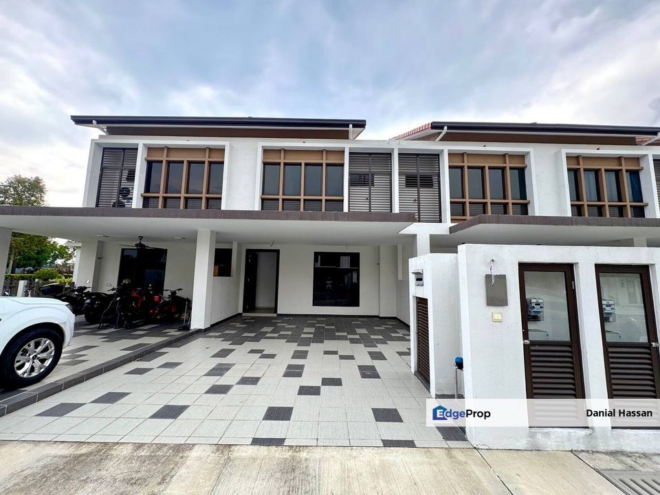 Beautiful Township Near KLIA 2 Storey Terrace House Setia Warisan Tropika Kota Warisan Sepang, Selangor, Sepang
