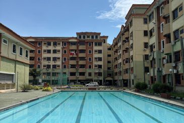 Pangsapuri Sri Pelangi