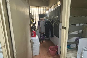 Pangsapuri Sri Pelangi