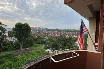 Pangsapuri Sri Pelangi