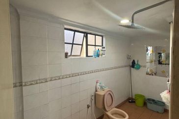 Pangsapuri Sri Pelangi