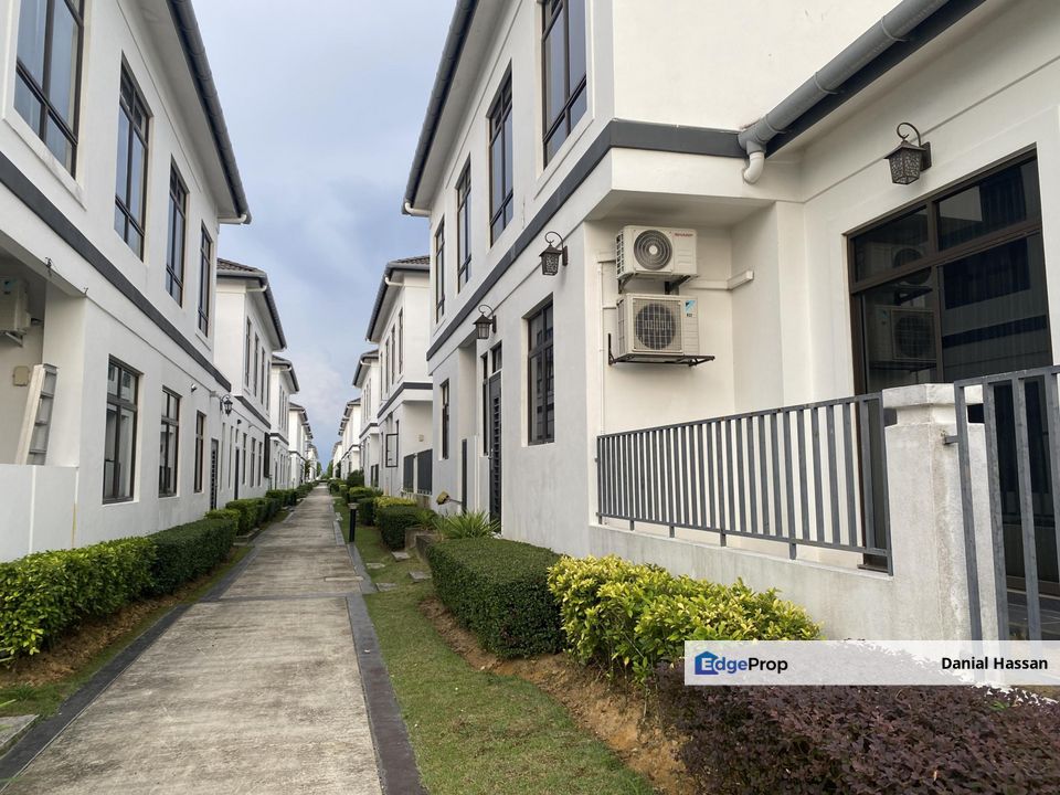 Fully Renovated End Lot 2 Storey Semi-D House Avenham Garden Eco Grandeur Puncak Alam, Selangor, Bandar Puncak Alam