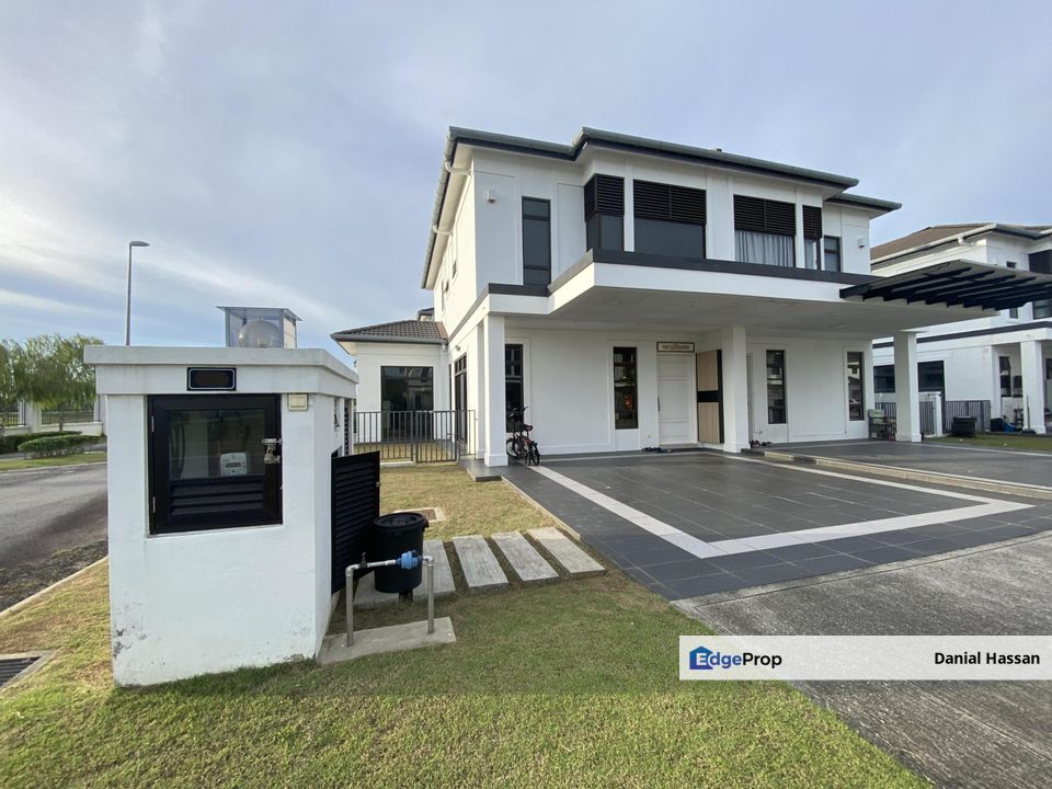 Fully Renovated End Lot 2 Storey Semi-D House Avenham Garden Eco Grandeur Puncak Alam, Selangor, Bandar Puncak Alam