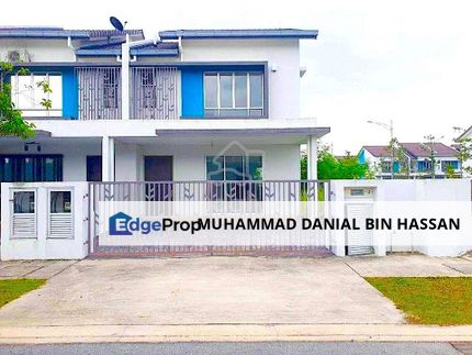 Renovated Partly Furnished End Lot 2 Storey House Serenia Amani Serenia City Sepang Dengkil, Selangor, Dengkil