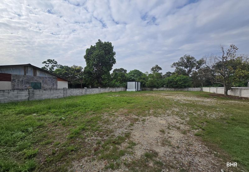 Kampung Sungai Sekamat