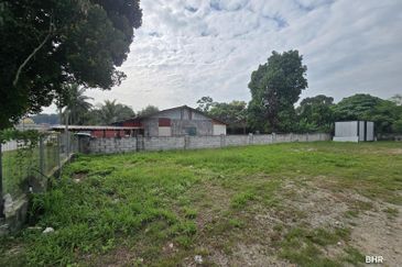 Kampung Sungai Sekamat