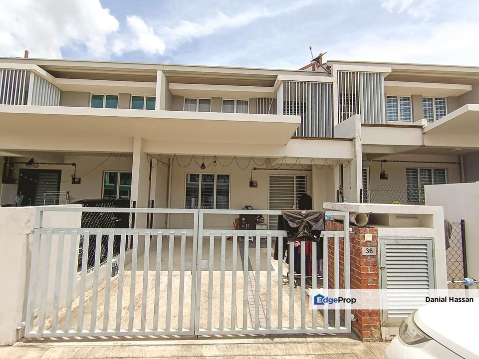 Nearby KLIA Below Market Value 2 Storey House Greenwoods Keranji Salak Perdana Salak Tinggi Sepang, Selangor, Sepang