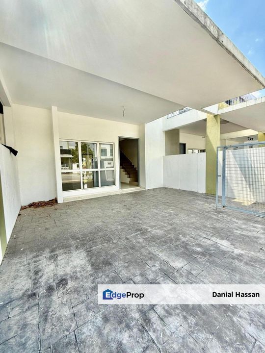 Near KLIA Facing Open 2 Storey Terrace House Casa Wood Cybersouth Dengkil Cyberjaya, Selangor, Dengkil