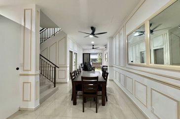 Setia Warisan Tropika (Belladonna)