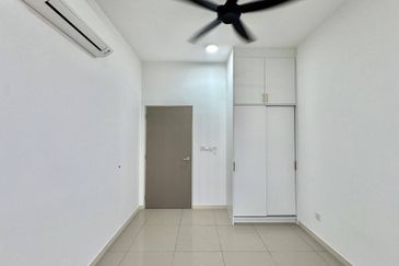 Setia Warisan Tropika (Belladonna)