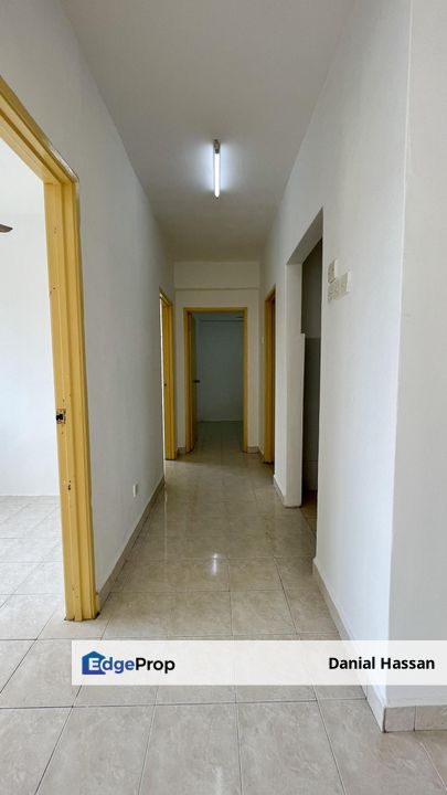 Newly Repainted Apartment with Lift Pangsapuri Carlina Seksyen 5 Kota Damansara Petaling Jaya PJ, Selangor, Kota Damansara