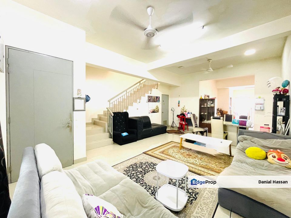 2 Storey Terrace House 96 Residences Greenwoods Salak Perdana Sepang, Selangor, Sepang