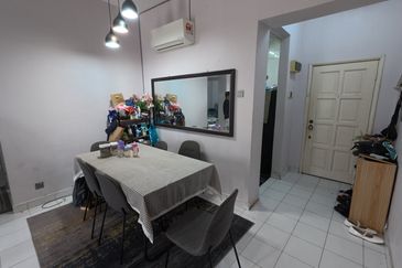 Tasik Heights Apartment