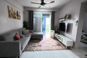 Tasik Heights Apartment