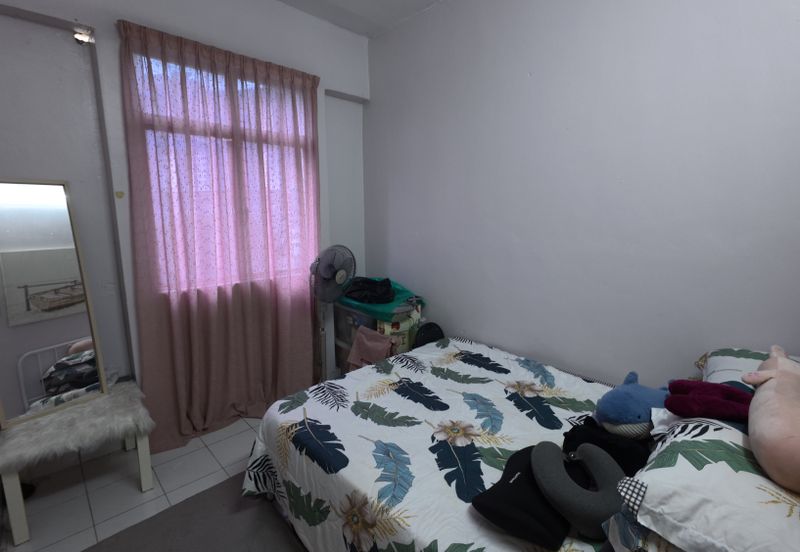 Tasik Heights Apartment