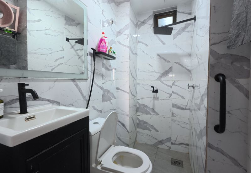 Tasik Heights Apartment