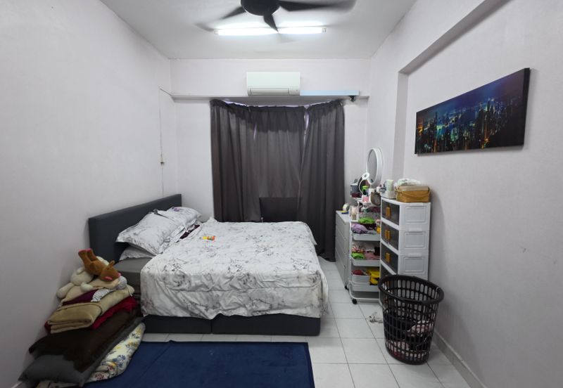 Tasik Heights Apartment