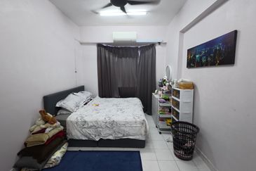 Tasik Heights Apartment