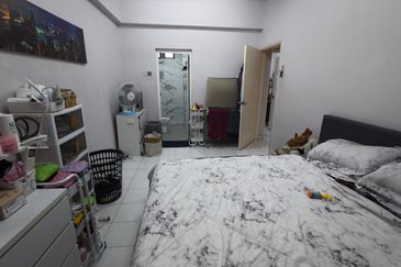 Tasik Heights Apartment