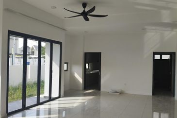 Serenia Aqila @ Serenia City