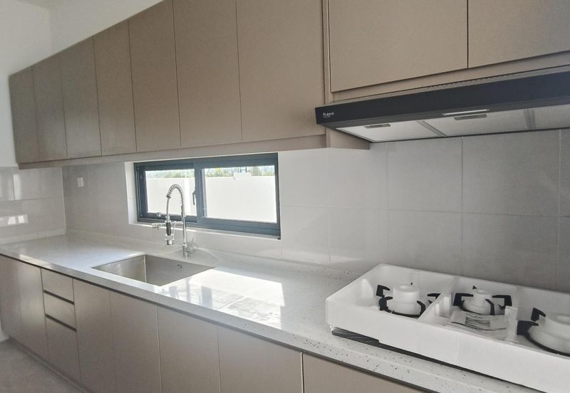 Serenia Aqila @ Serenia City