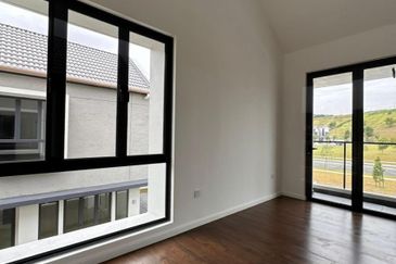 Serenia Aqila @ Serenia City