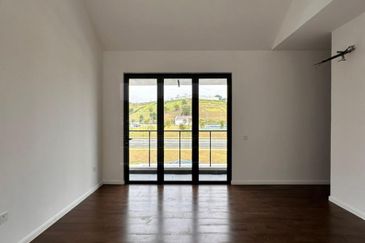 Serenia Aqila @ Serenia City