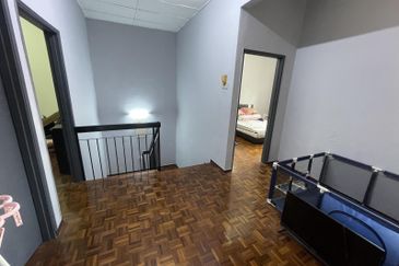 Taman Seroja, Bandar Baru Salak Tinggi