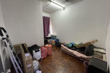 Taman Seroja, Bandar Baru Salak Tinggi