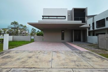 Dalia Residences @ Tropicana Aman