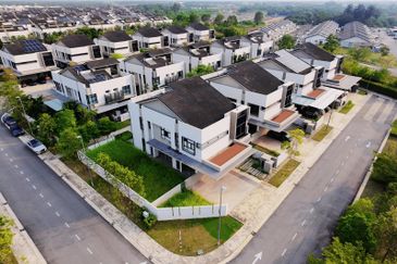 Dalia Residences @ Tropicana Aman