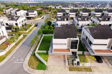 Dalia Residences @ Tropicana Aman