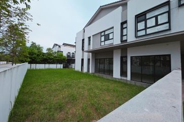 Dalia Residences @ Tropicana Aman