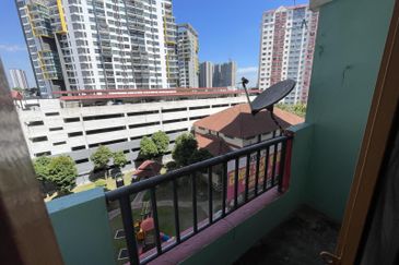 Vista Pinggiran, Taman Pinggiran Putra