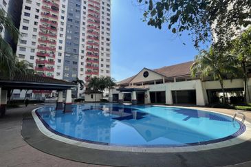 Vista Pinggiran, Taman Pinggiran Putra